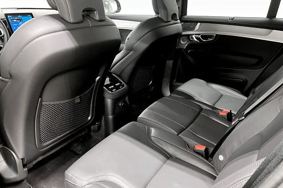 Volvo XC90 9 of 10