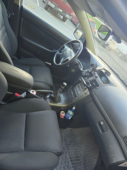 Toyota Avensis 7 of 13