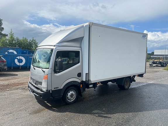 Nissan Cabstar 2 of 2