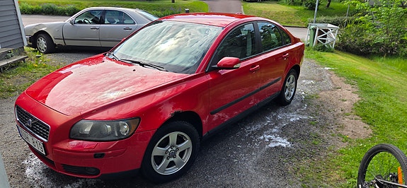 Volvo S40 4 of 5