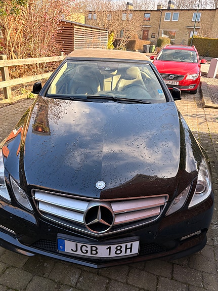 Mercedes-Benz E200 10 of 14