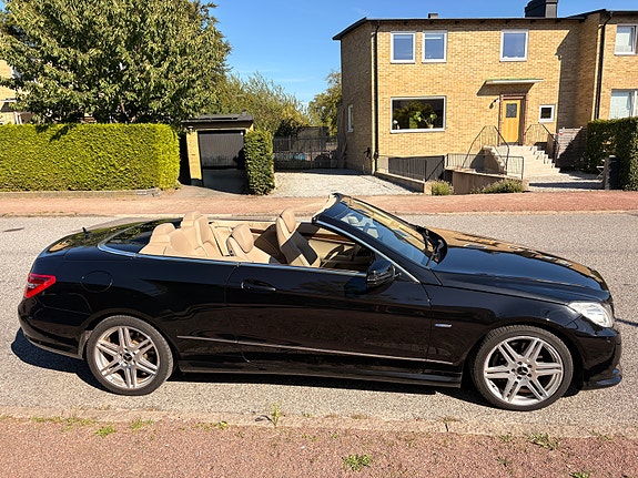 Mercedes-Benz E200 3 of 14