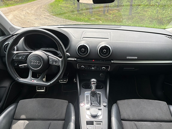 Audi S3 5 of 5