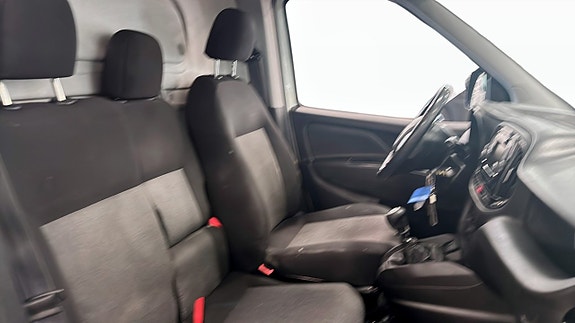 Fiat Doblo 3 of 5