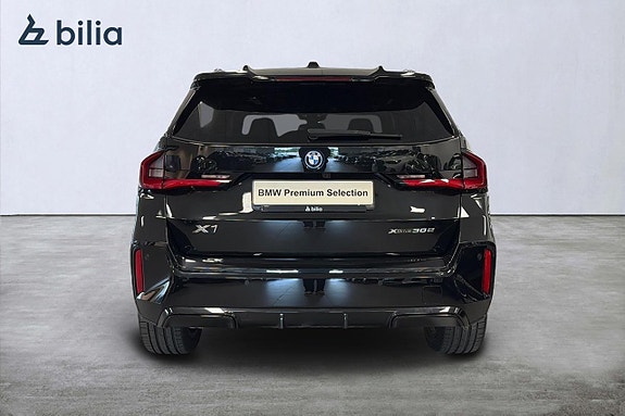 BMW X1 4 of 18