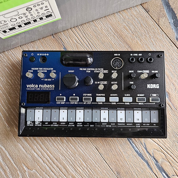 Product image 2 of 7