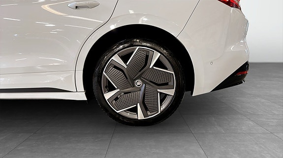 Skoda Enyaq Coupe RS 6 of 24