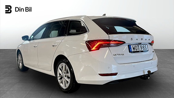 Skoda Octavia 3 of 5
