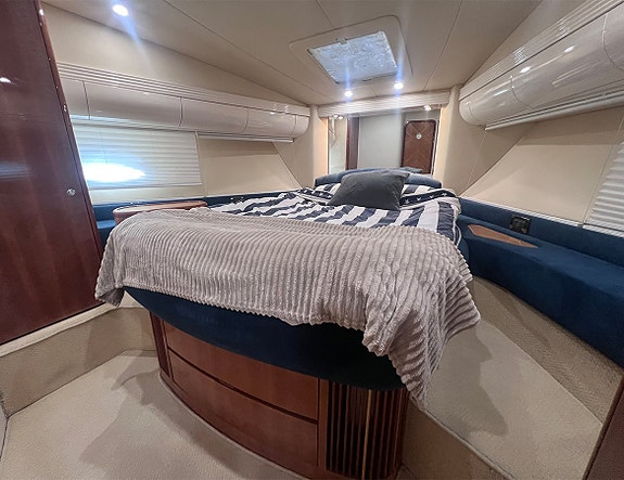 Azimut 52 Flybridge 12 of 12