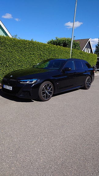 BMW 520d 3 of 4