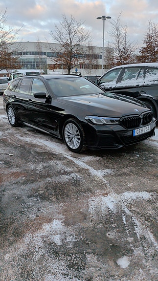 BMW 520d 2 of 4