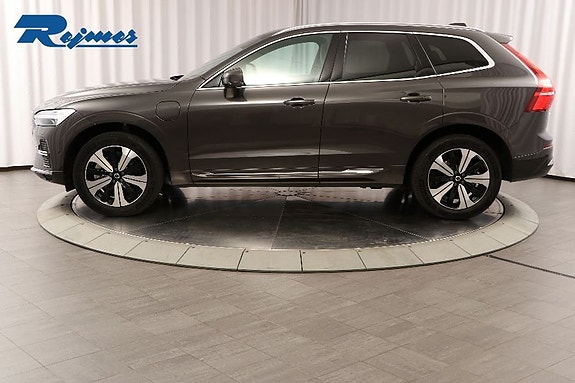 Volvo XC60 3 of 30