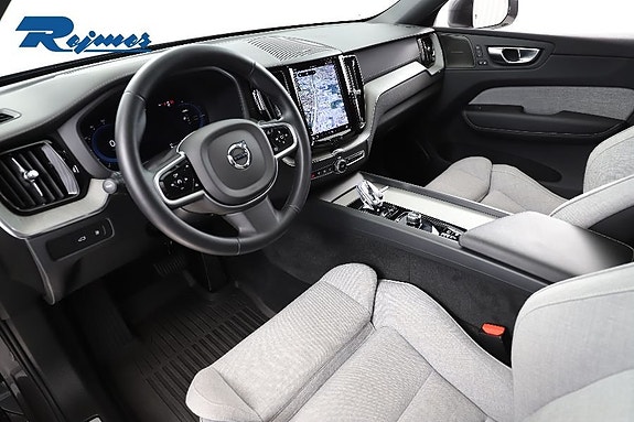 Volvo XC60 5 of 30
