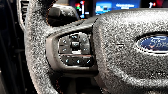 Ford Ranger 13 of 18