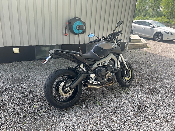Yamaha MT-09 ABS 3 of 5