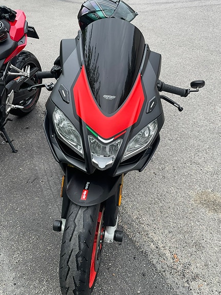 Aprilia RSV4 1000cc 3 of 5