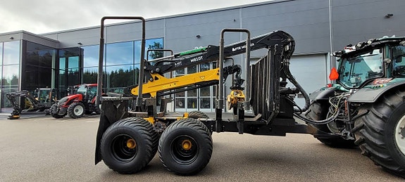 Valtra N154 Direkt Twintrac / Moheda 15T skogsvagn 11 of 12