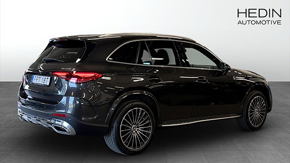 Mercedes-Benz GLC300 e 2 of 5
