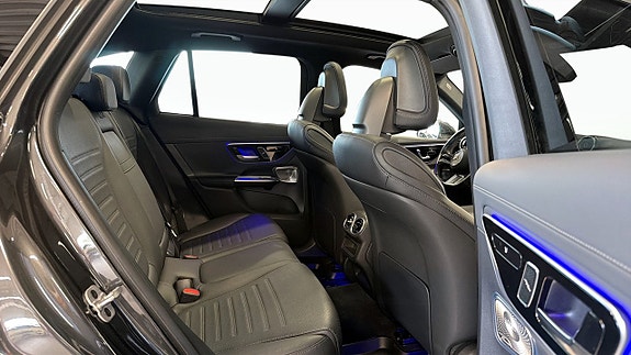 Mercedes-Benz GLC300 e 5 of 5