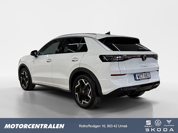Volkswagen T-Roc 3 of 5