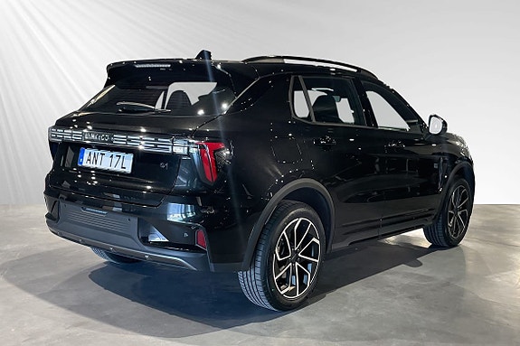 Lynk & Co 01 5 of 11