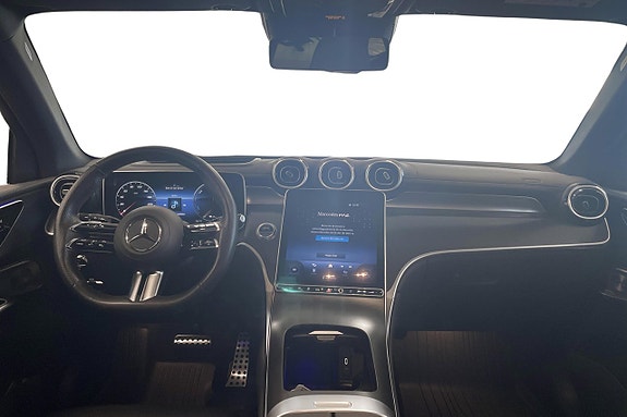 Mercedes-Benz GLC300 de 8 of 11
