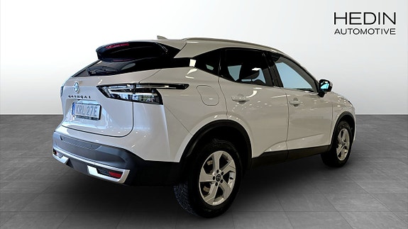 Nissan Qashqai 2 of 5