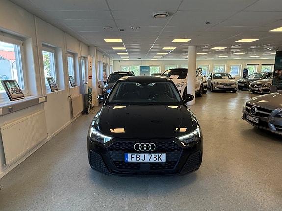 Audi A1 4 of 5