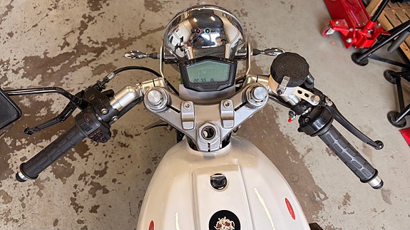 Moto Guzzi Le Mans 1000 9 of 9