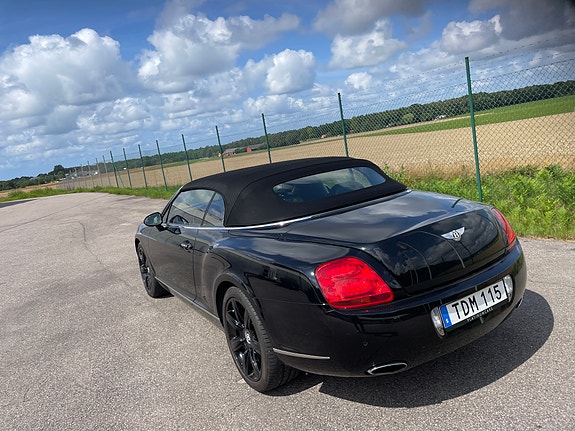 Bentley Continental GTC 2 of 5
