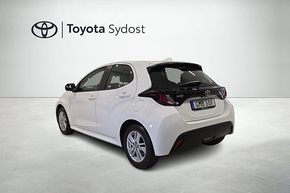 Toyota Yaris 17 of 20