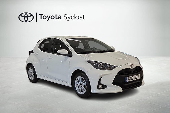 Toyota Yaris 18 of 20