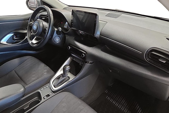 Toyota Yaris 6 of 20