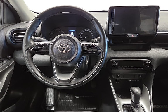 Toyota Yaris 9 of 20
