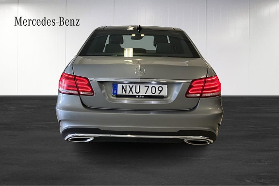 Mercedes-Benz E300 de 5 of 5