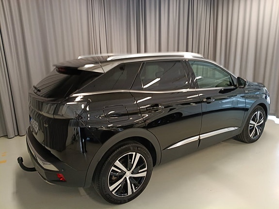 Peugeot 3008 4 of 5