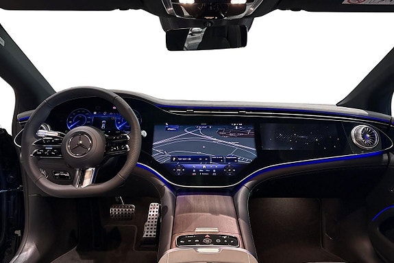 Mercedes-Benz EQS500 8 of 17