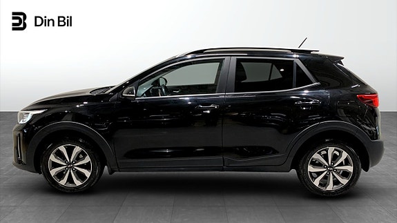Kia Stonic 2 of 5