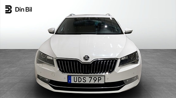 Skoda Superb 4 of 12