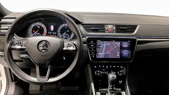 Skoda Superb 10 of 12