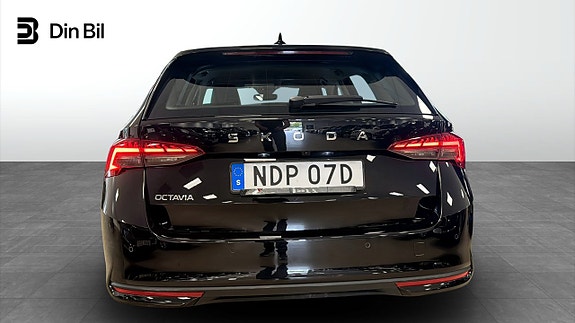 Skoda Octavia 5 of 5