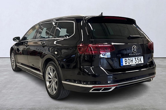 Volkswagen Passat 4 of 5