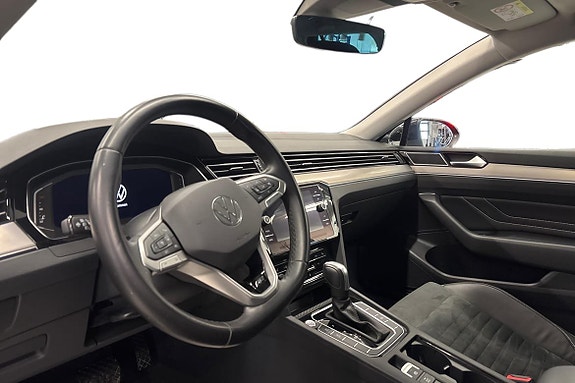 Volkswagen Passat 8 of 24