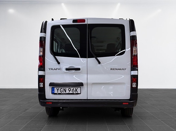 Renault Trafic 6 of 13