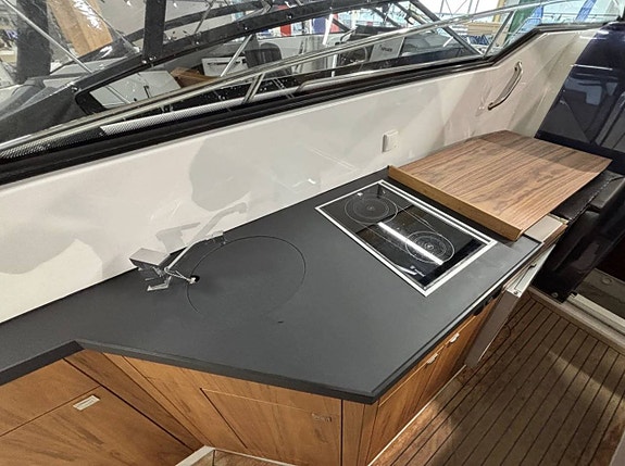 Grandezza 28 OC / Volvo Penta 270HK från 2020 / 9 120 kr/mån 11 of 12