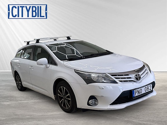 Toyota Avensis 5 of 5