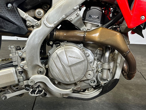 Honda CRF 450 4 of 4