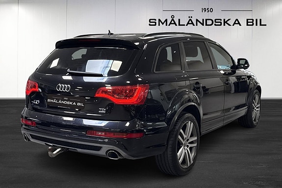 Audi Q7 6 of 21