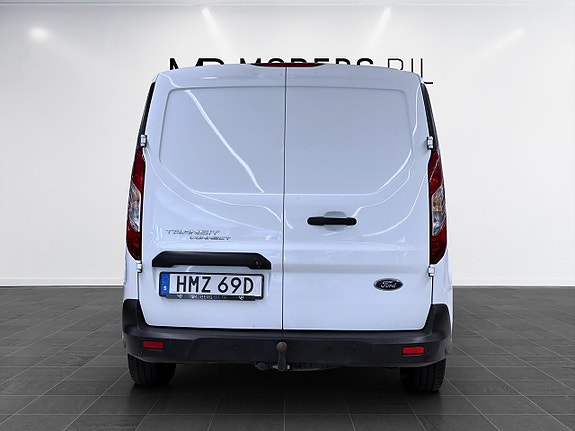 Ford Transit Connect 7 of 15