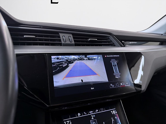 Audi Q8 20 of 21